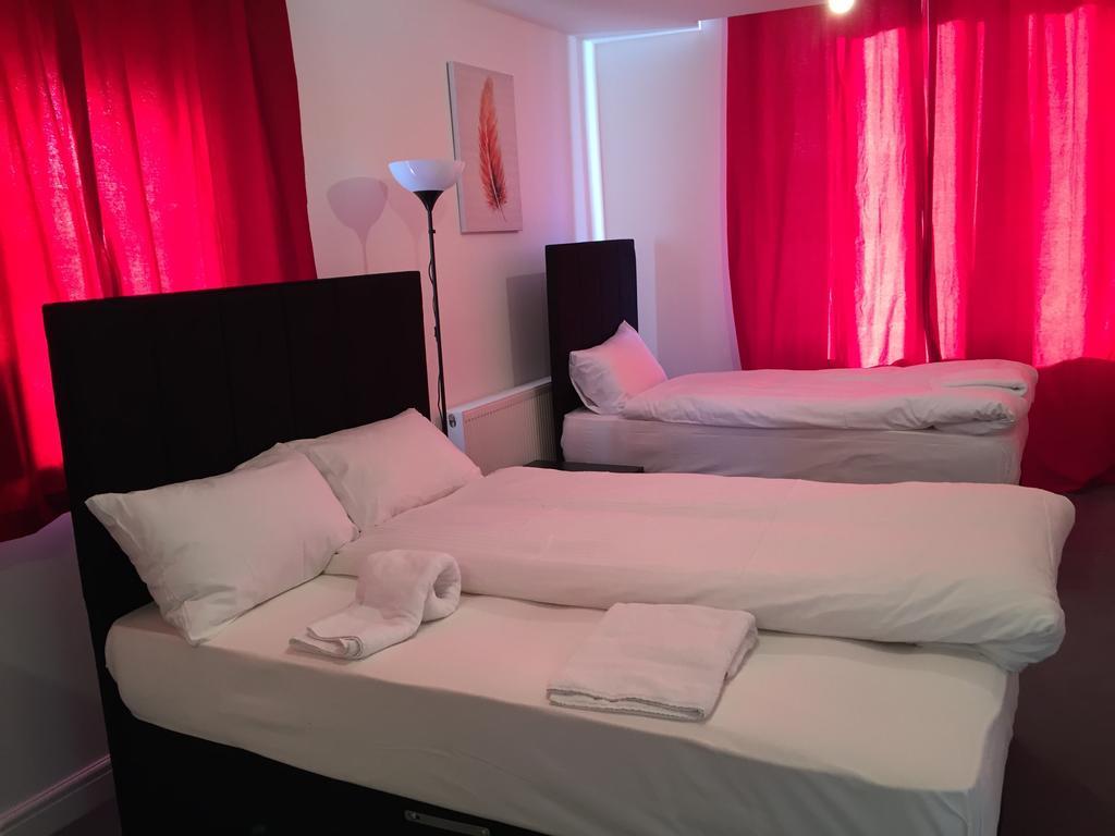 Canary Heights Londres Chambre photo